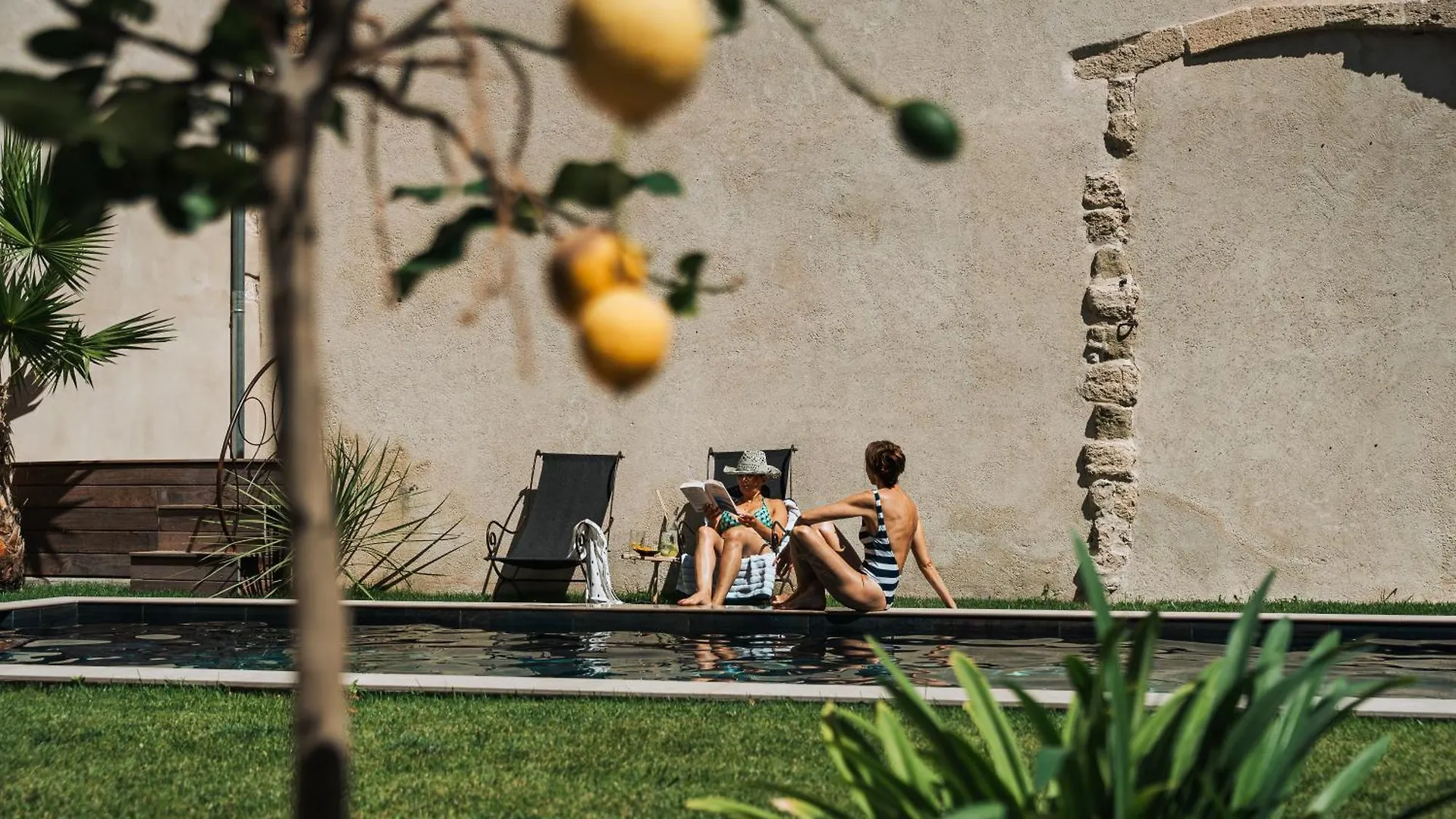 Palais Aoma, Hotel Particulier De Luxe En Provence L'Isle-sur-la-Sorgue Guest house