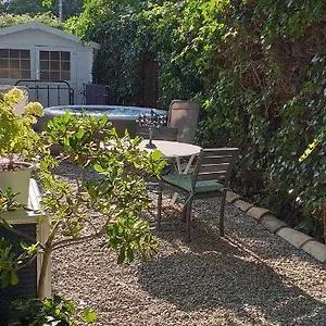 Le Petit Jardin ... Affittacamere