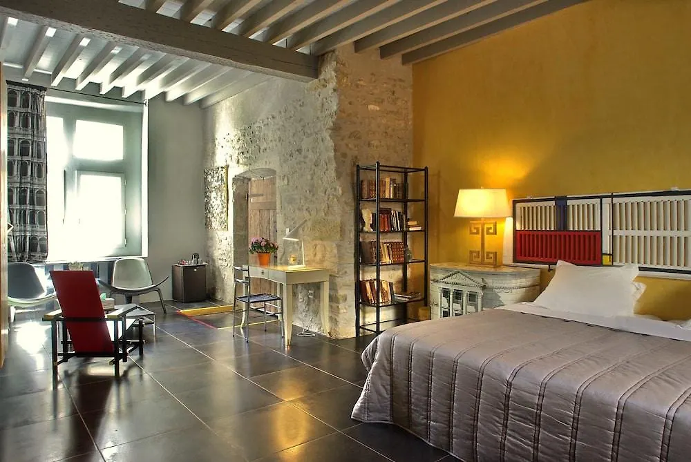 Pensión Palais Aoma, Hotel Particulier De Luxe En Provence LʼIsle-sur-la-Sorgue