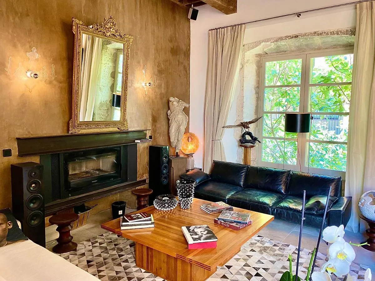 Pensión Palais Aoma, Hotel Particulier De Luxe En Provence LʼIsle-sur-la-Sorgue